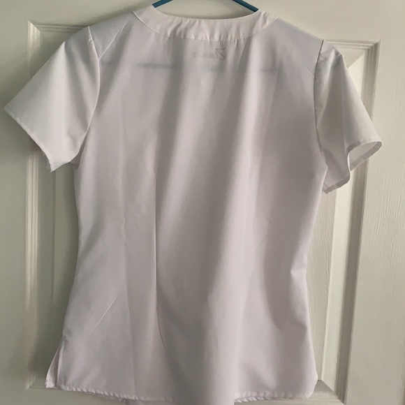 Scrub tops size small - Picture 10 of 10